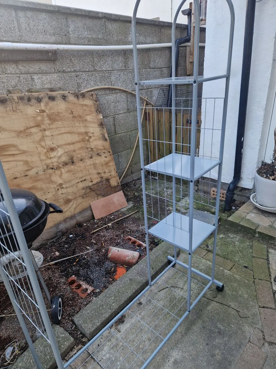 Clothes rail - Image 3