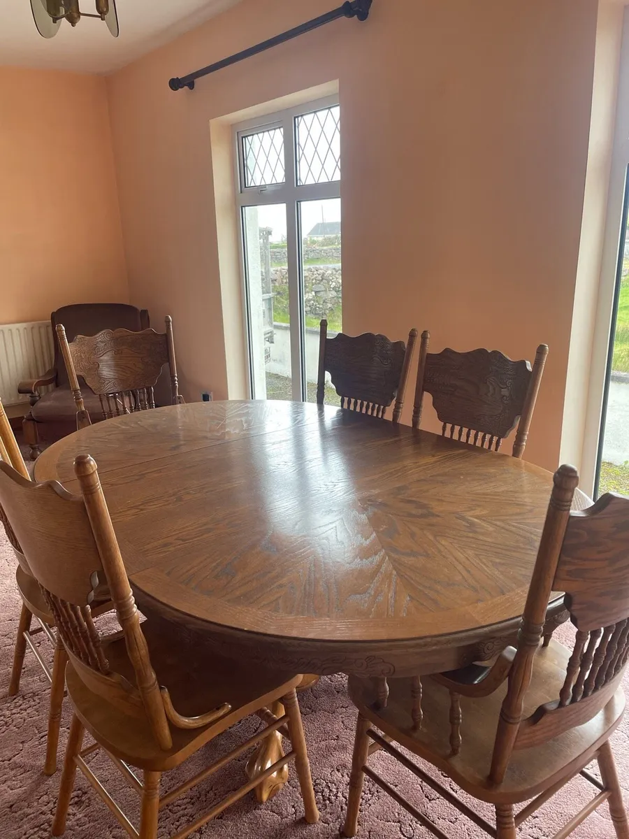 Dining room table and chairs - Image 2