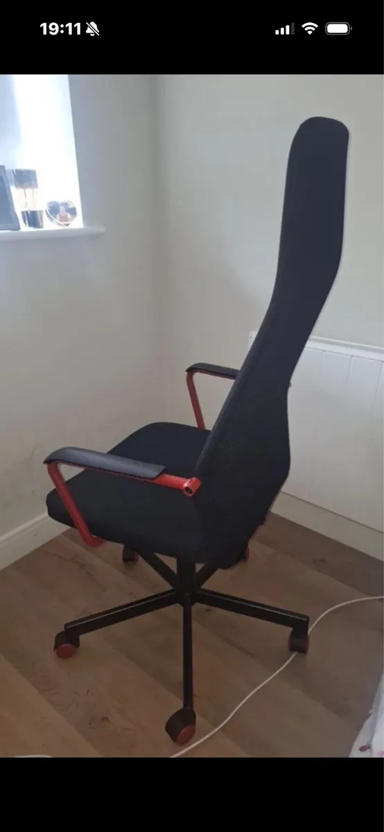 Gaming chair - Image 3