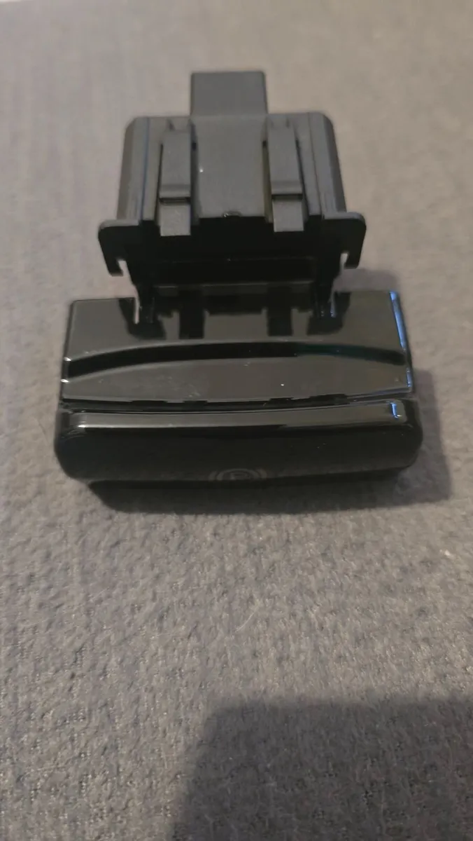 Hand brake switch for Peugeot - Image 2