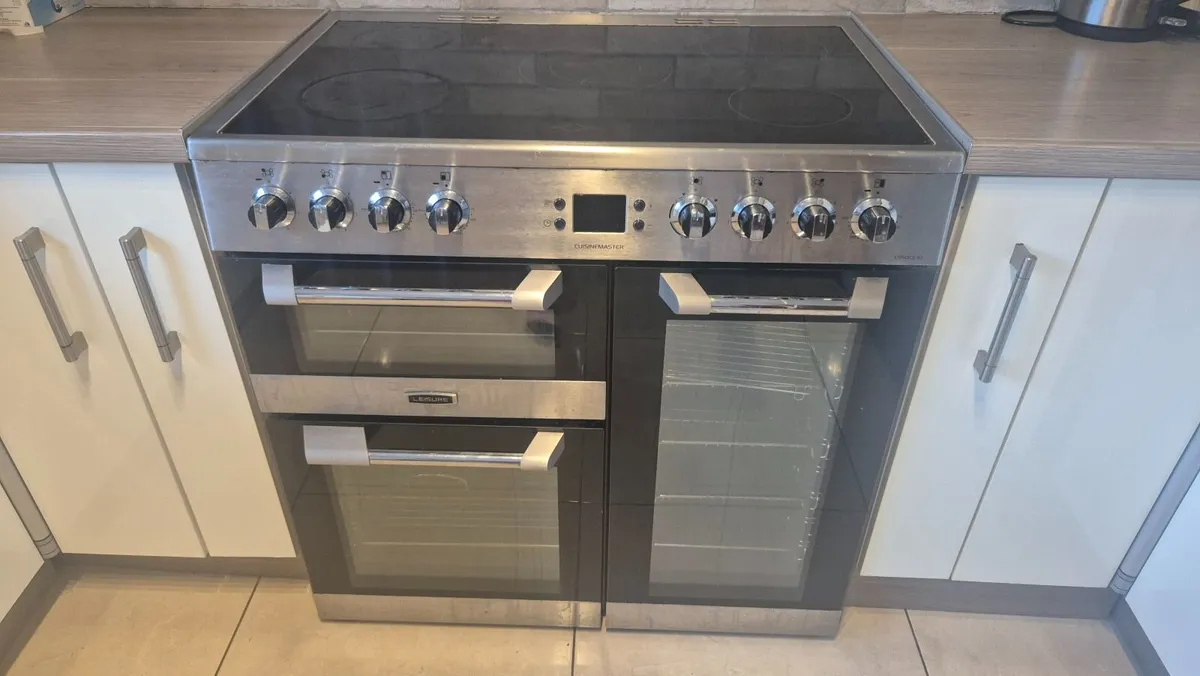 Dual range free standing cuisine master oven - Image 1