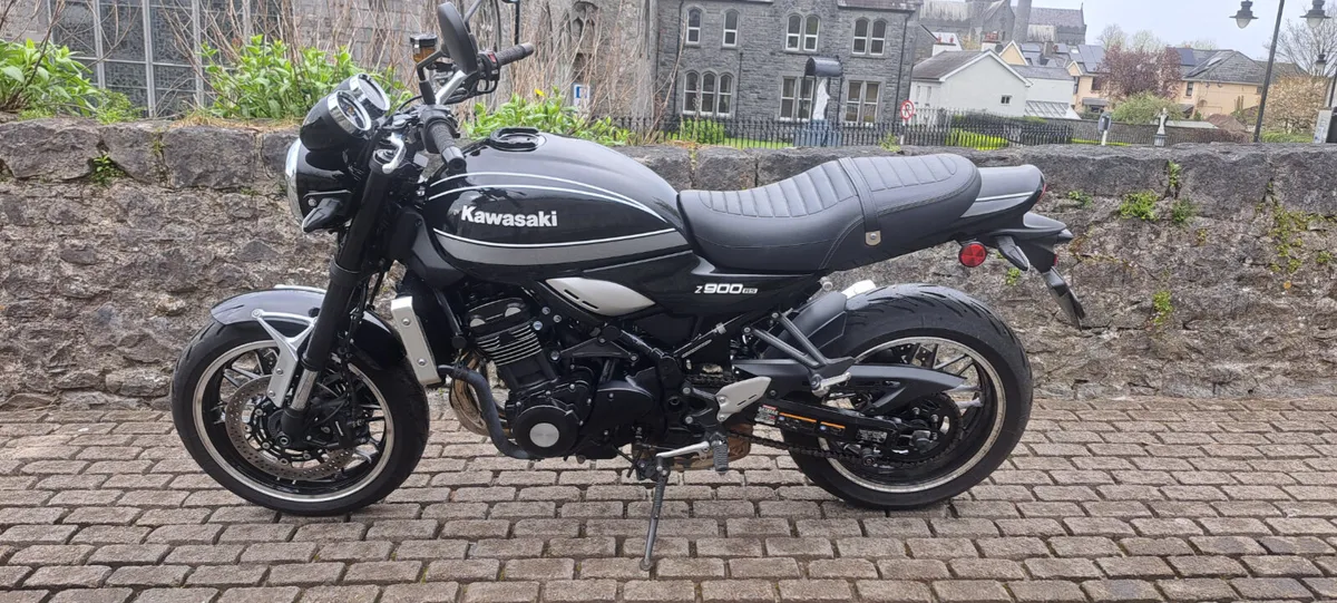 Kawasaki Z900RS - Image 4