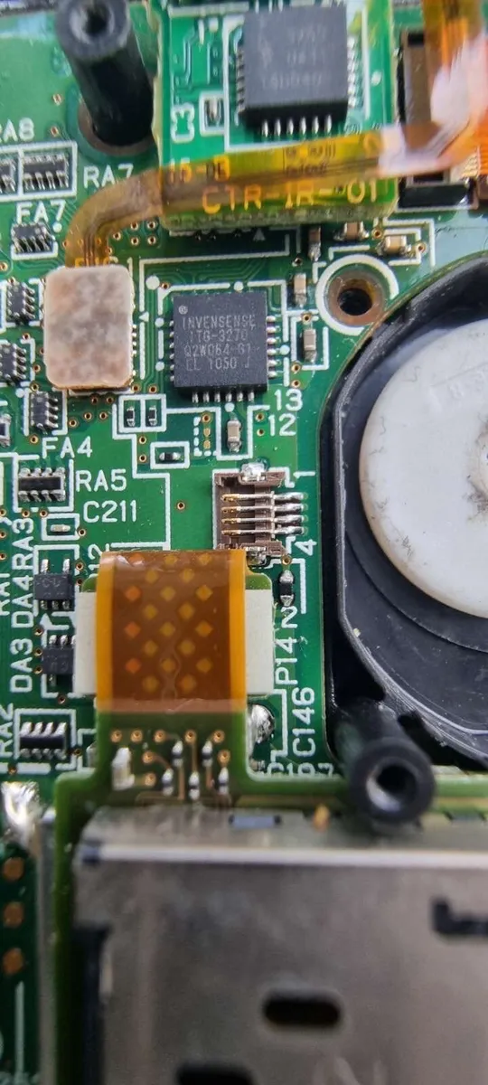 Nintendo 3DS- for parts and repair - Image 2