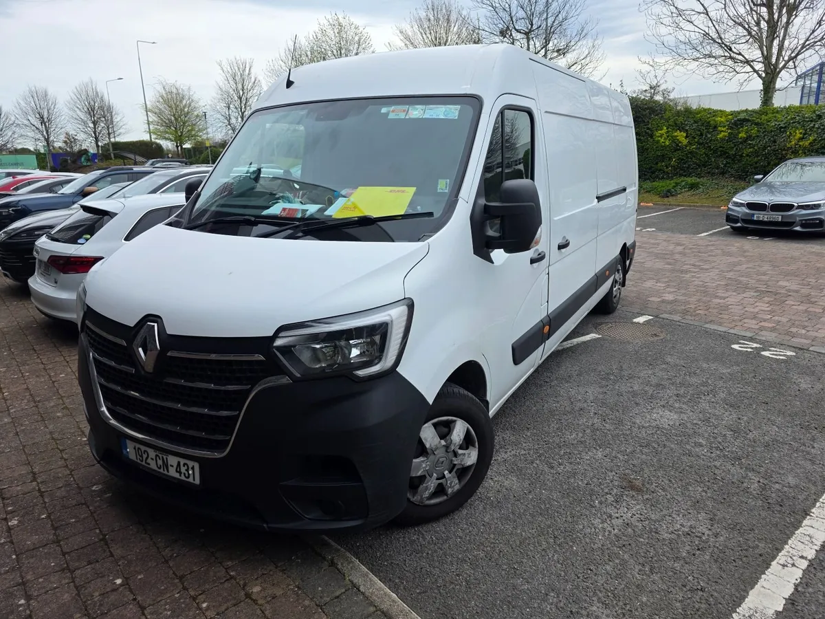 Renault Master 2019 Low mileage - Image 1