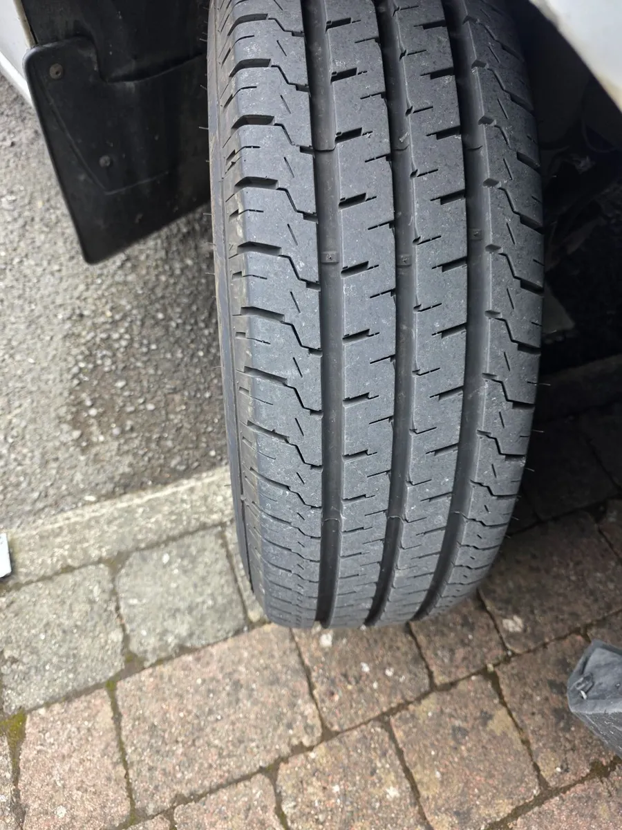 Renault Master 2019 Low mileage - Image 3