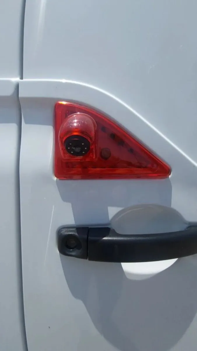 Reversing camera Kit Renault Master Nissan NV400 - Image 1