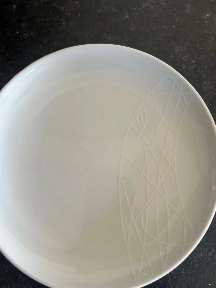 Crockery (dishes, cookware and serving ware) - Image 4