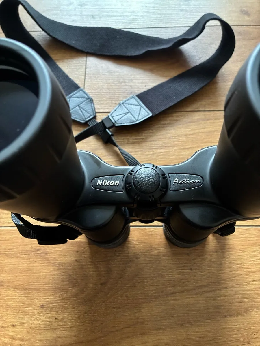 Binoculars - Image 4