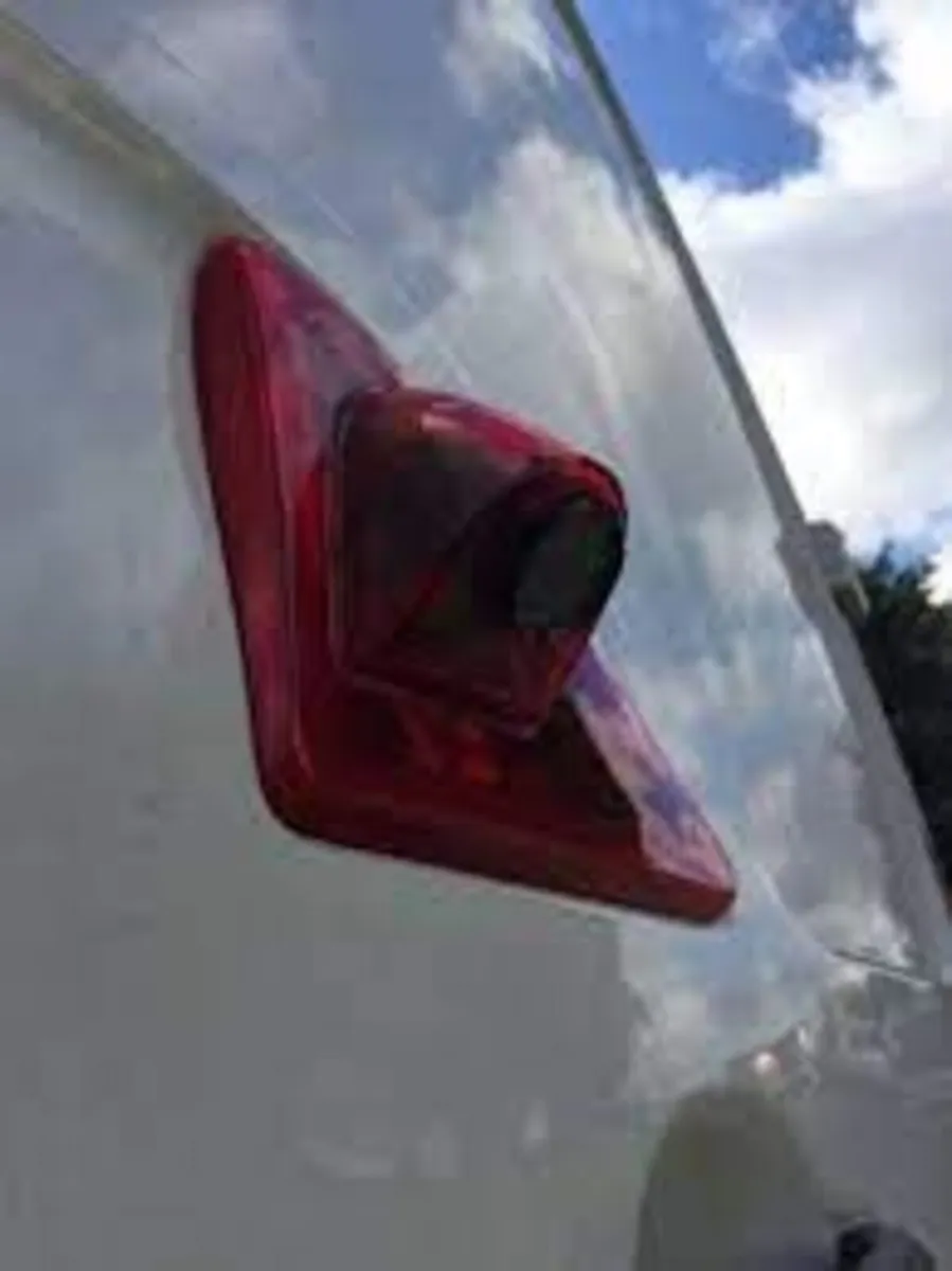 Reversing camera Kit Renault Master NV400 - Image 2