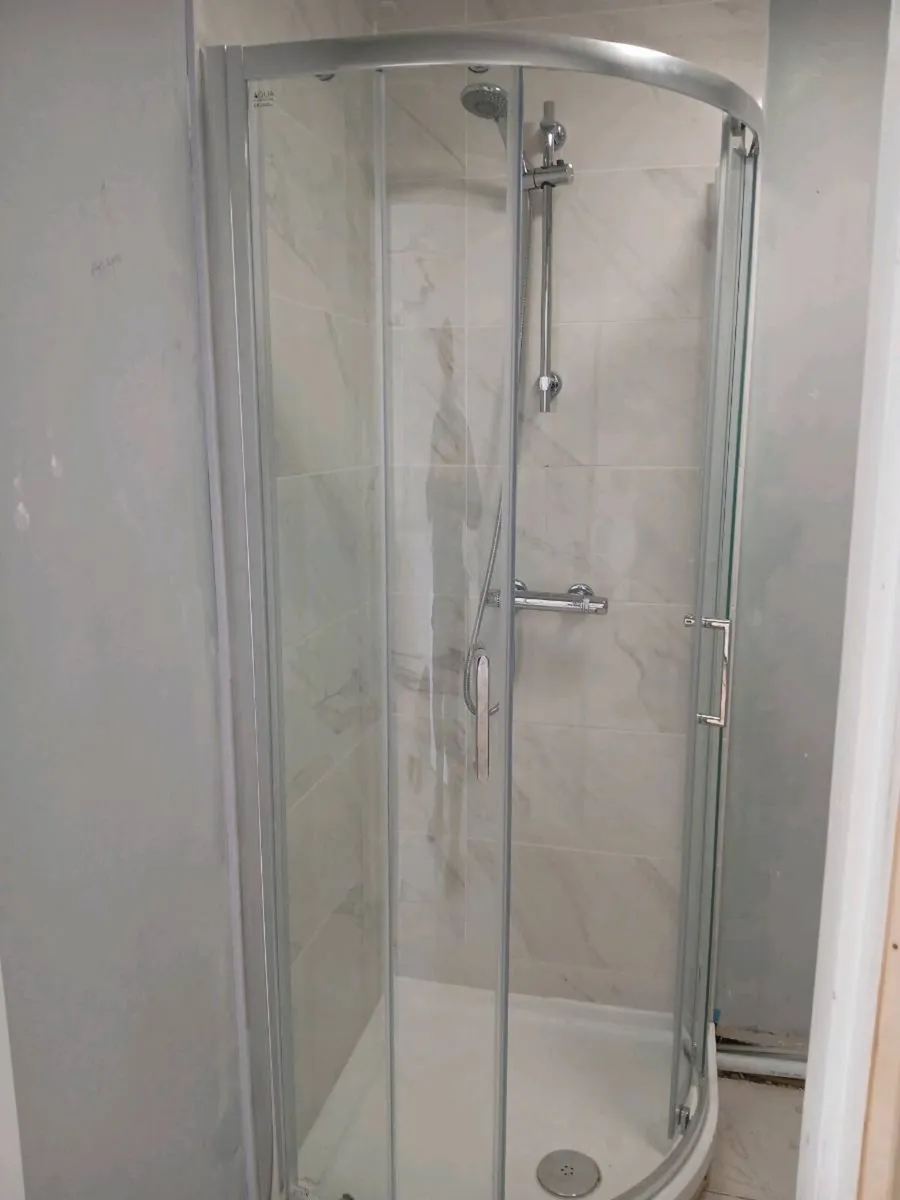 DK TILING & BATHROOMS - Image 4