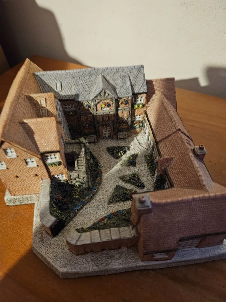 Miniature Eggars Hall Ornament - Image 1