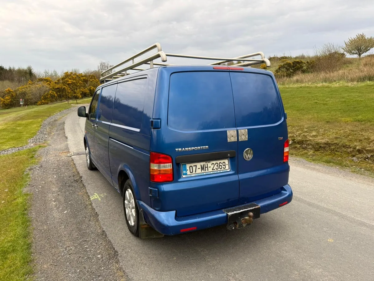 2007 vw transporter 130 bhp 1 full  year cvrt - Image 4