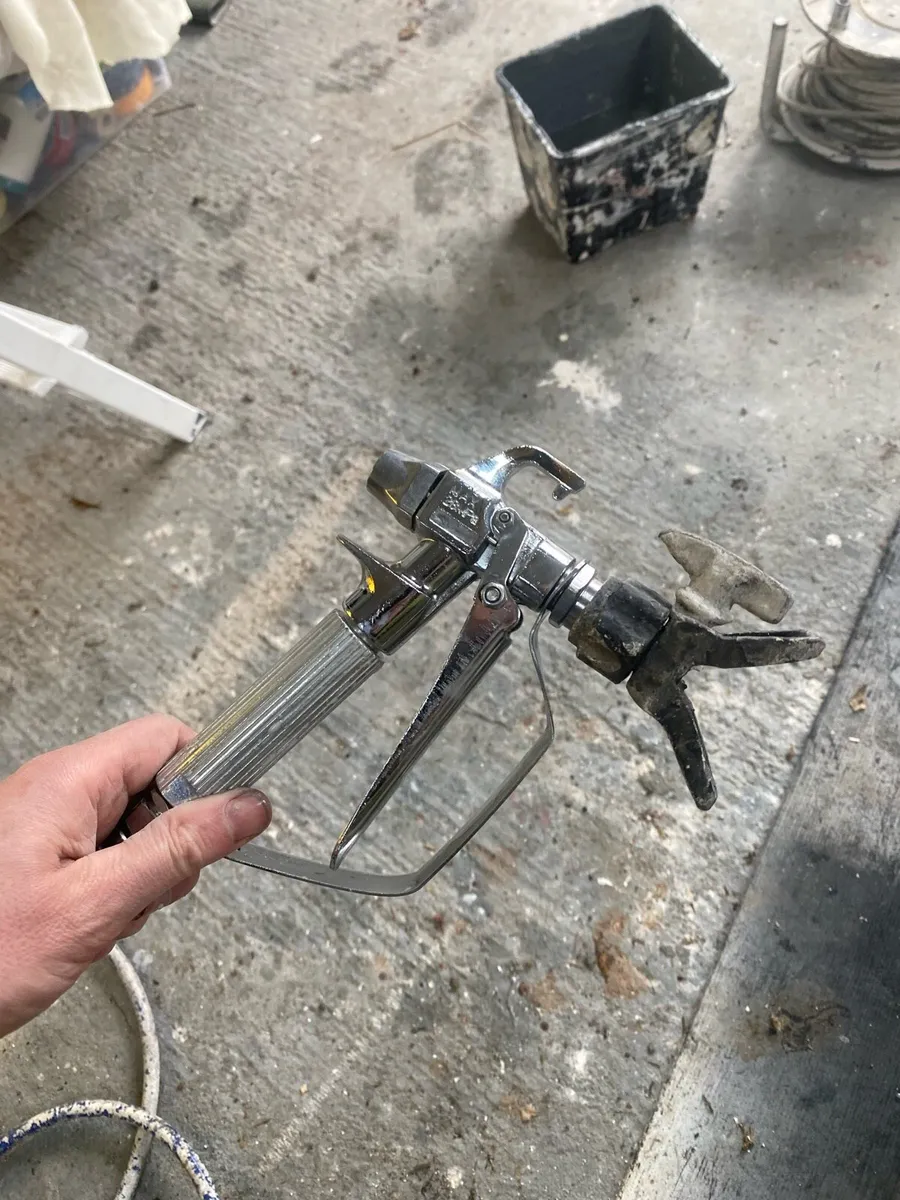 QTech paint sprayer - Image 4