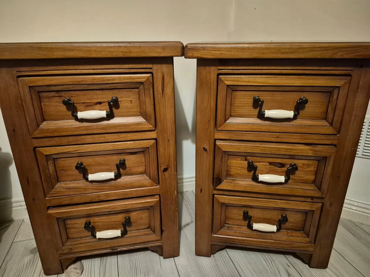 Bedroom furniture - Image 3