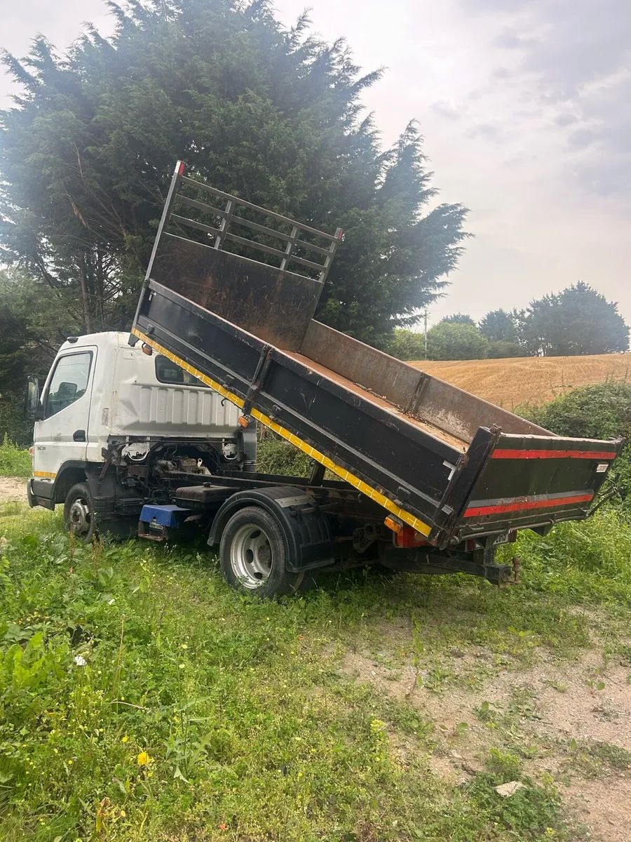 Mitsubishi Canter - Image 3