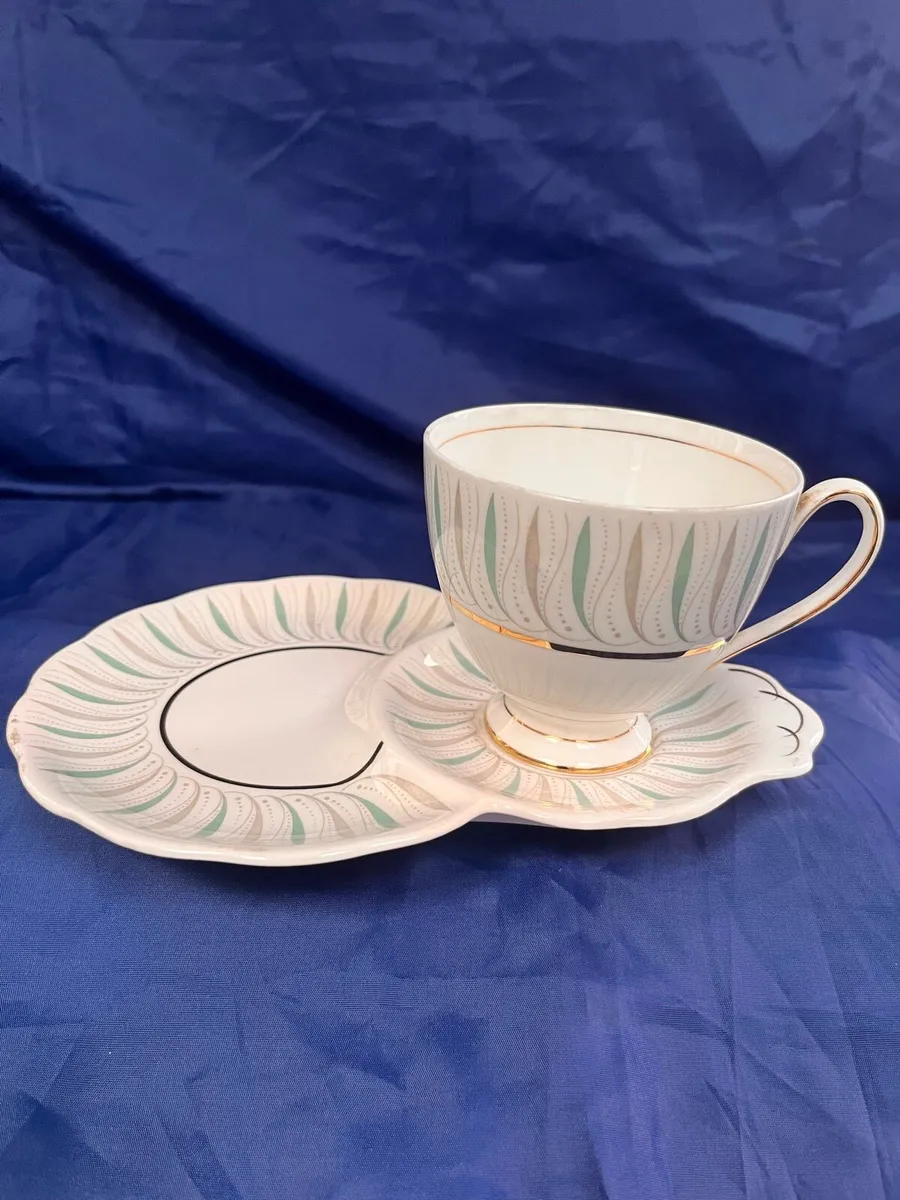 Queen Anne cup and saucer - Image 4