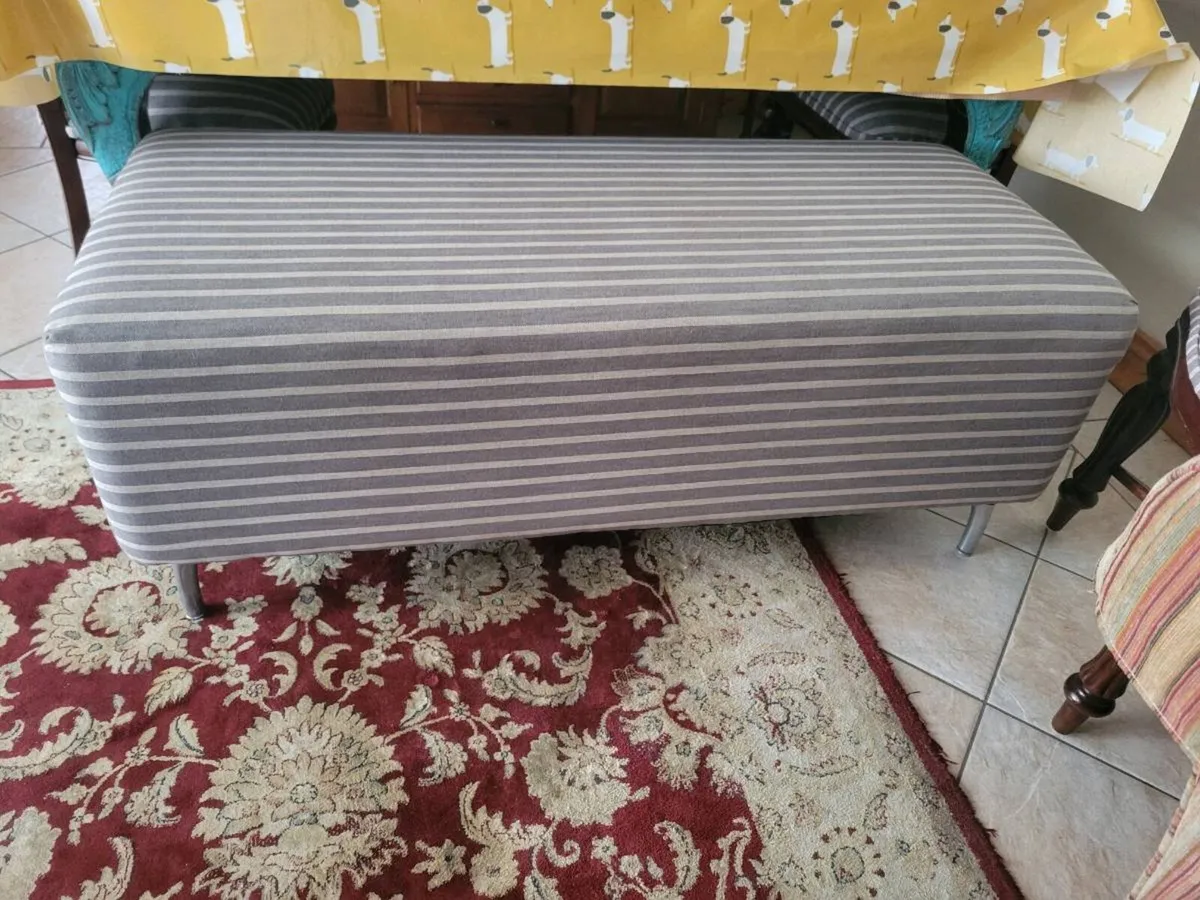 Bench seat - Image 1