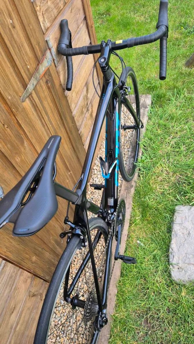 Giant TCR Advanced Carbon Road Bike. Size M (2021) - Image 4