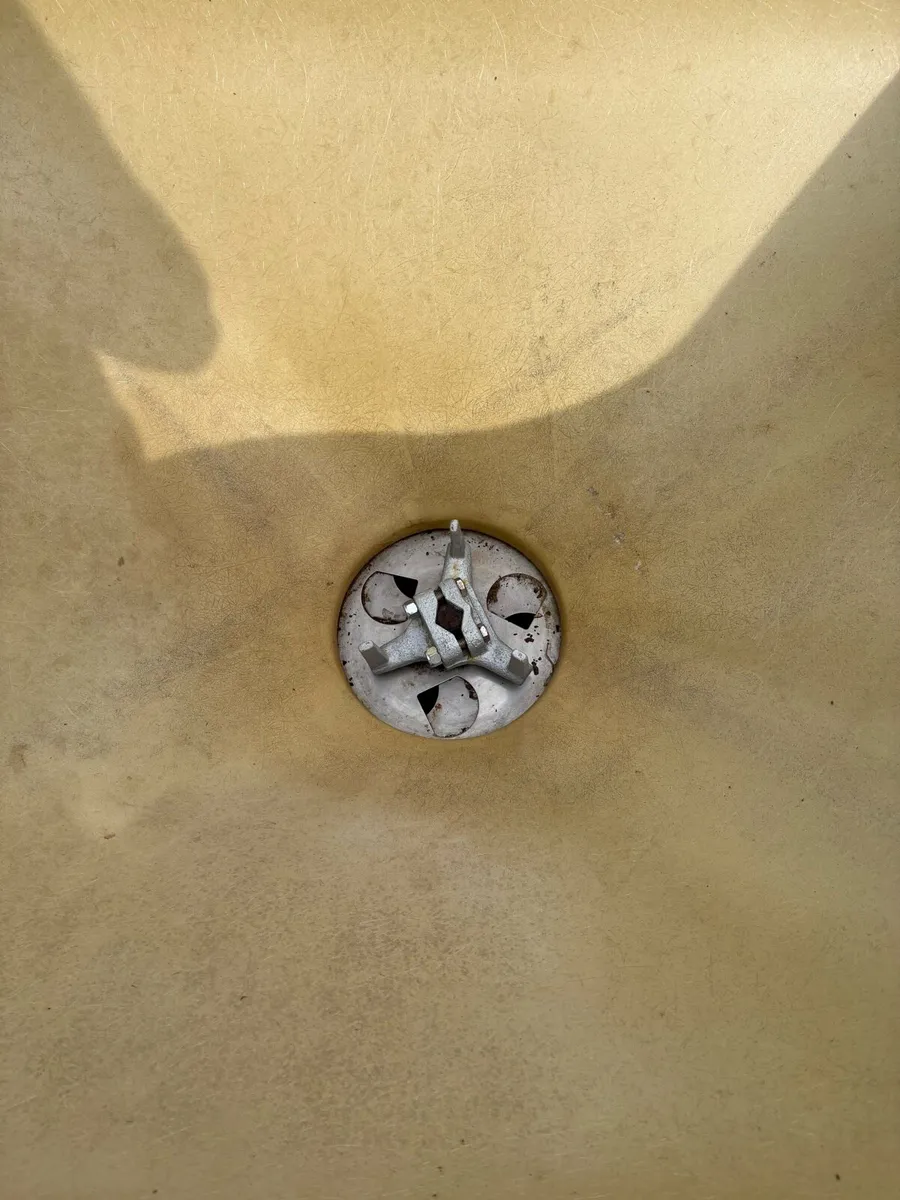 Fertilizer spreader - Image 4