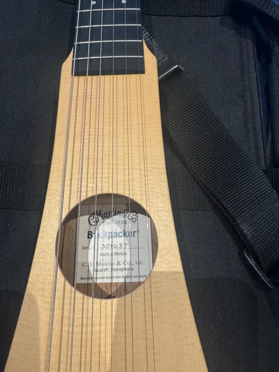 Martin Backpacker steel-string travel guitar - Image 2