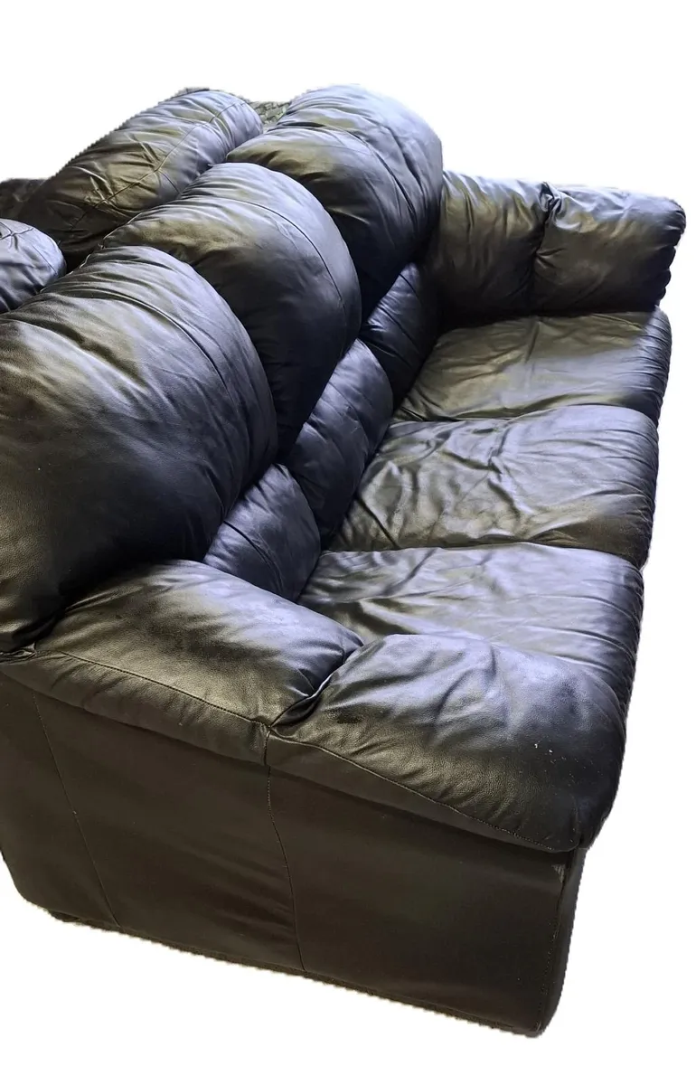 Three Piece Suite 2.1.1 Free (To take away) - Image 1