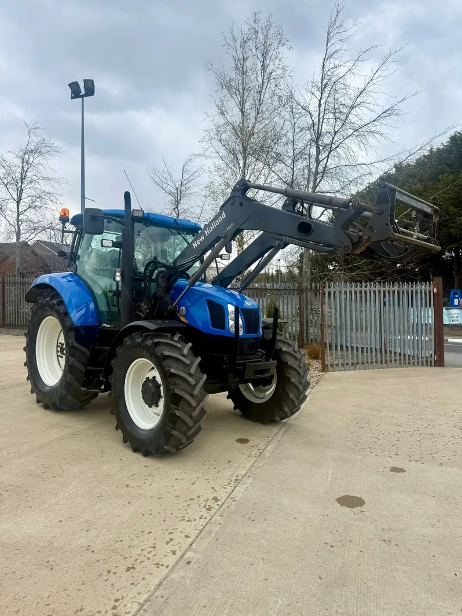 New Holland T6020 - Image 1