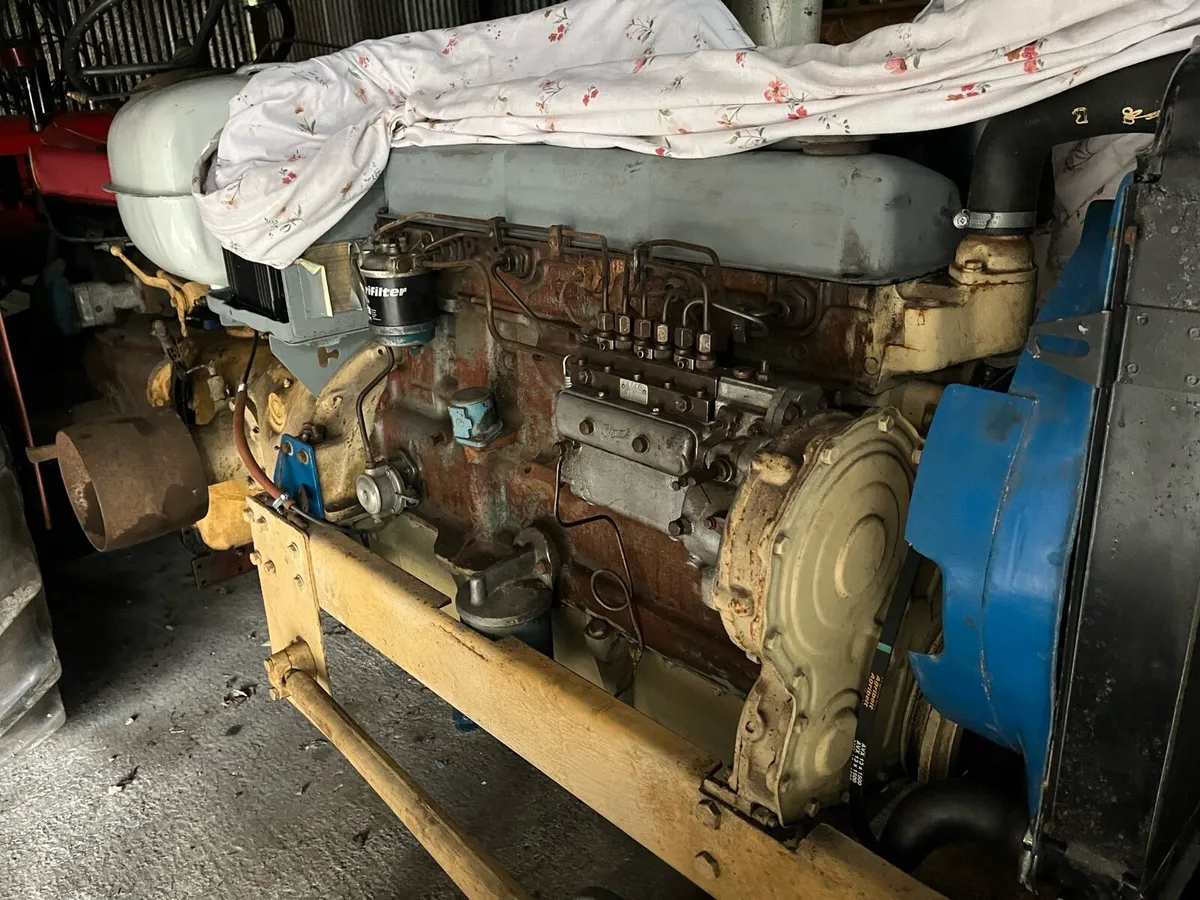 Vintage tractor - Image 1