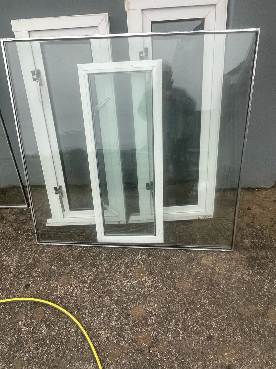 Glazing units - Image 4