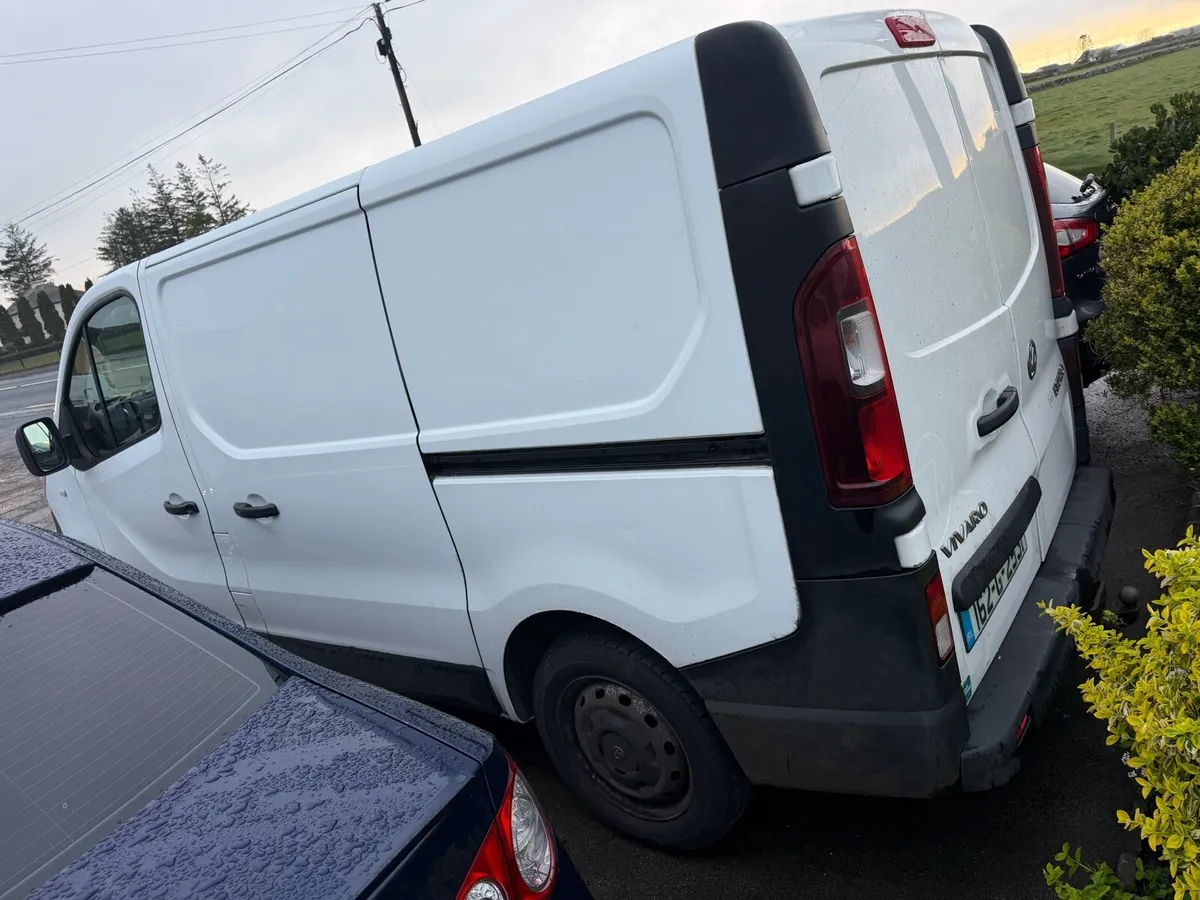 161 Opel Vivaro Doe&Taxed Read Add - Image 3