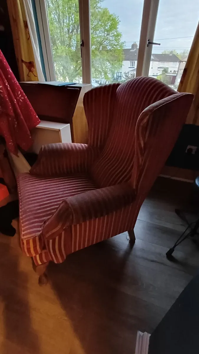 armchair - Image 1