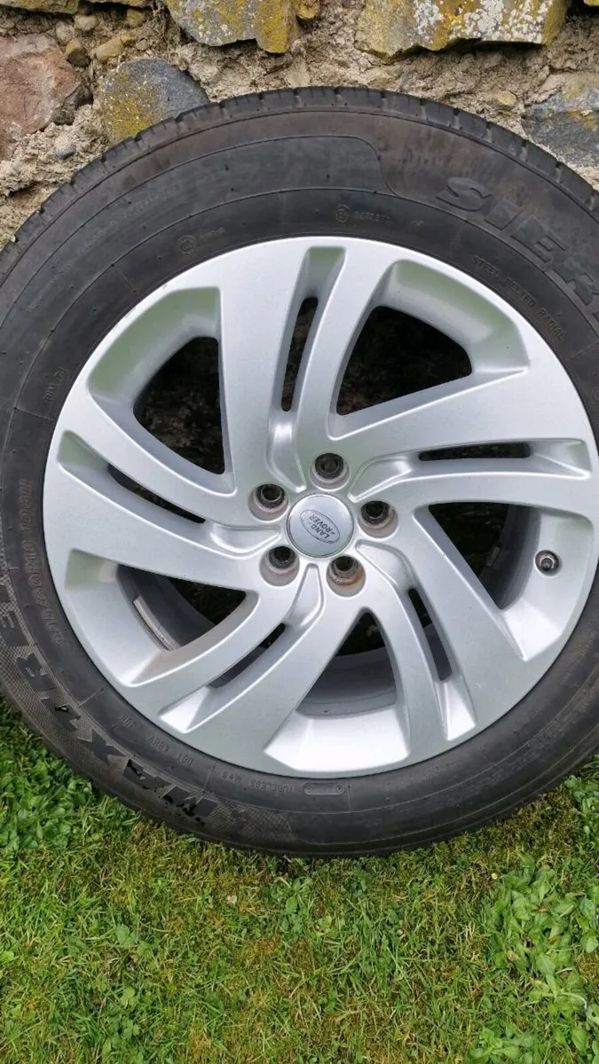 Range rover evoque wheels - Image 1