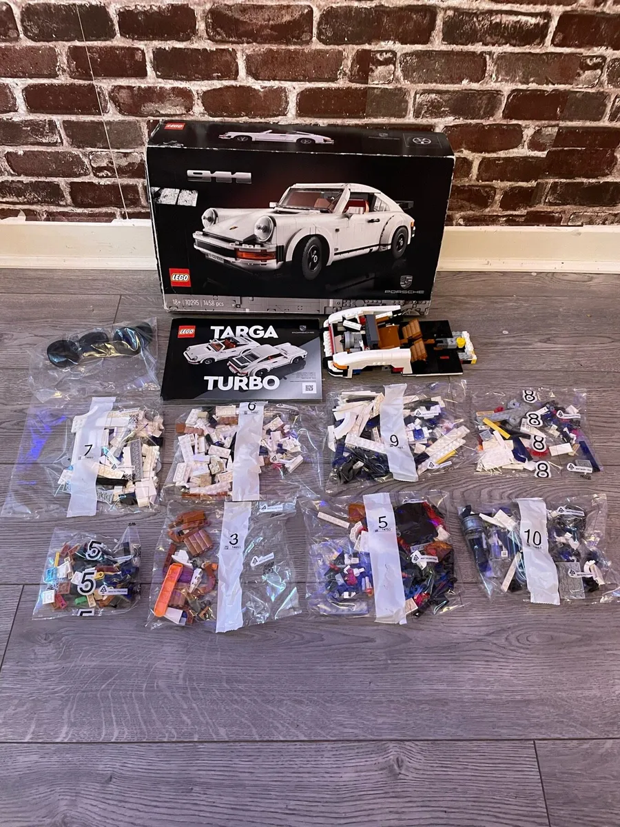 lego set 10295 Porsche 911 - Image 1