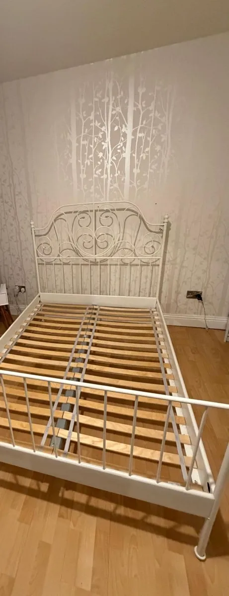 Double bed - Image 2