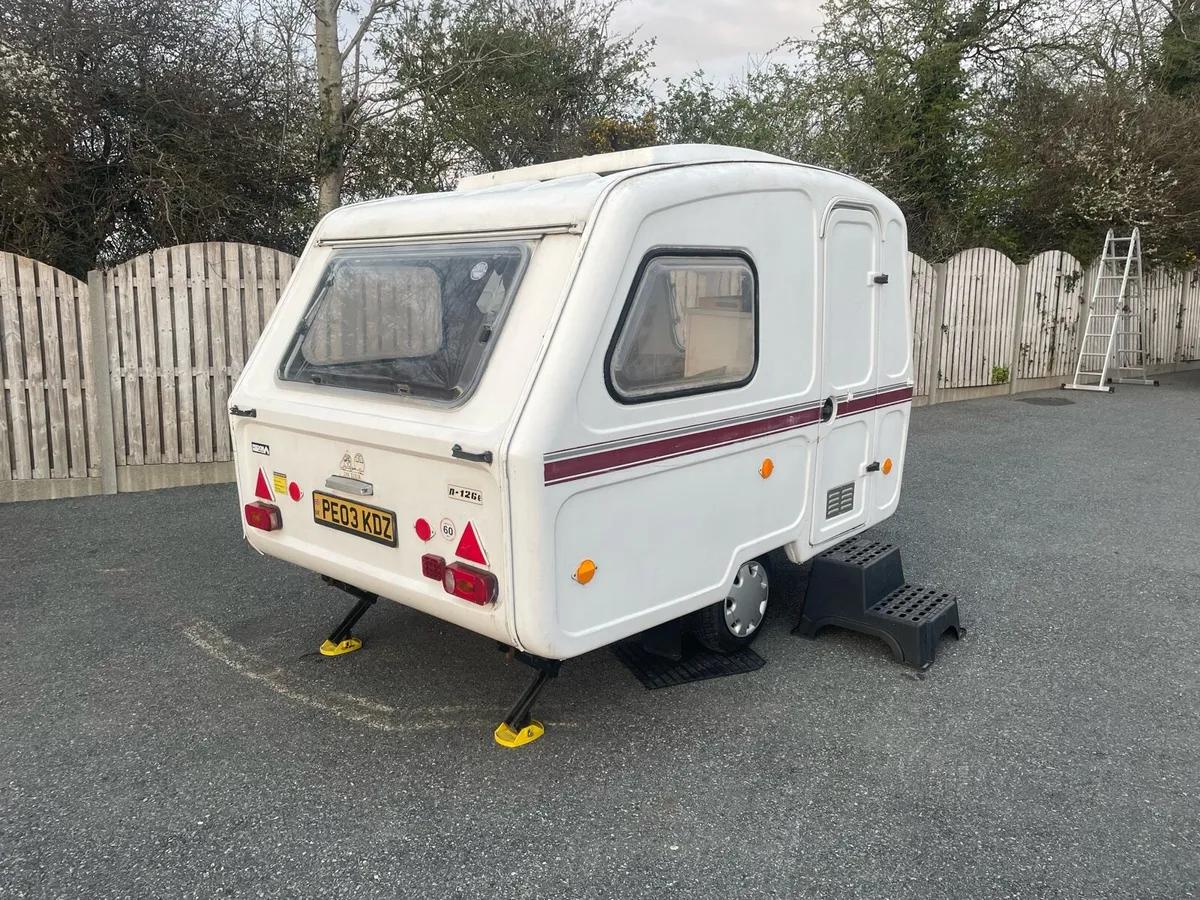 Light weight freedom caravan - Image 4