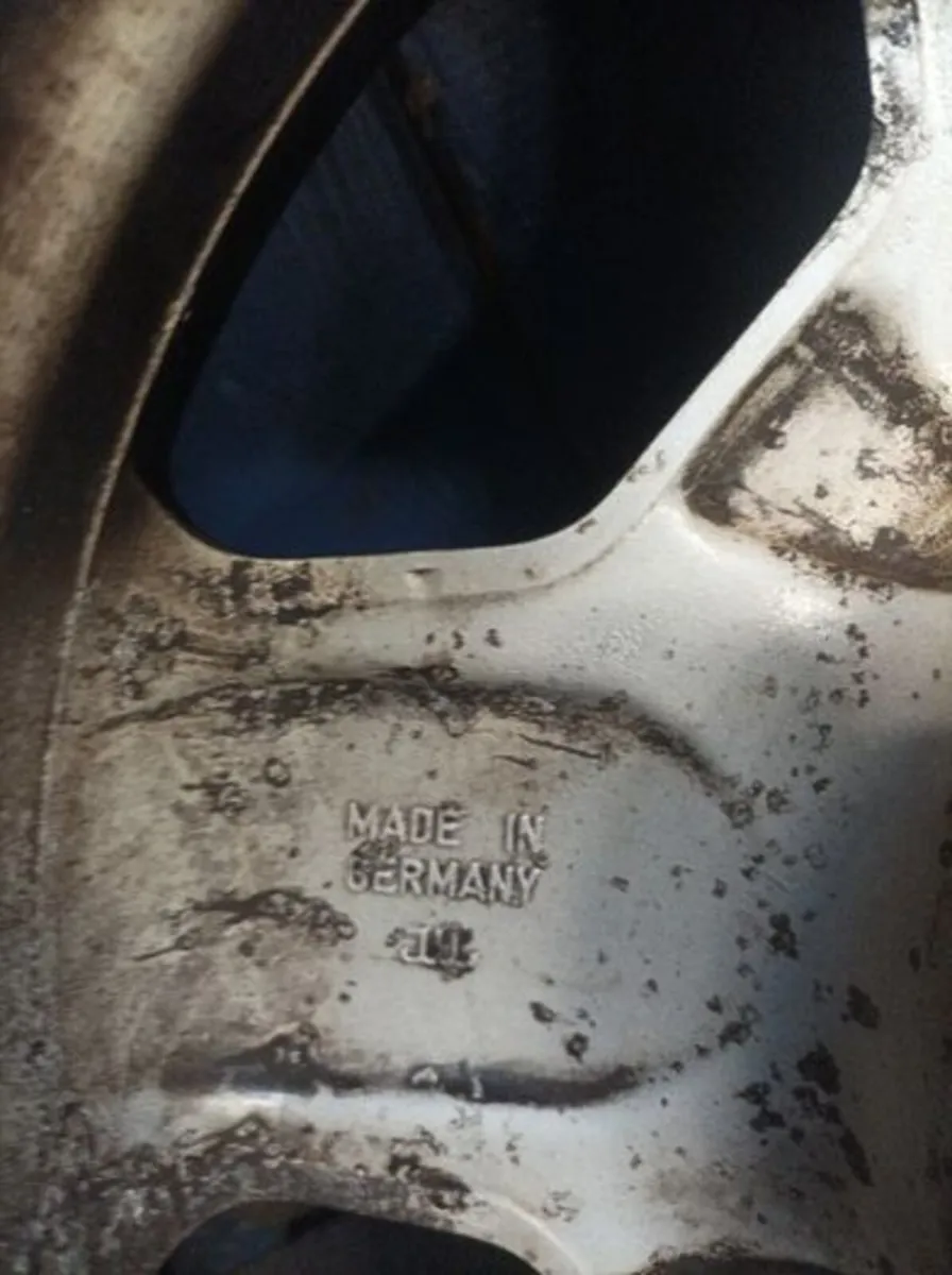 Mercedes AMG Monoblocks - Image 3