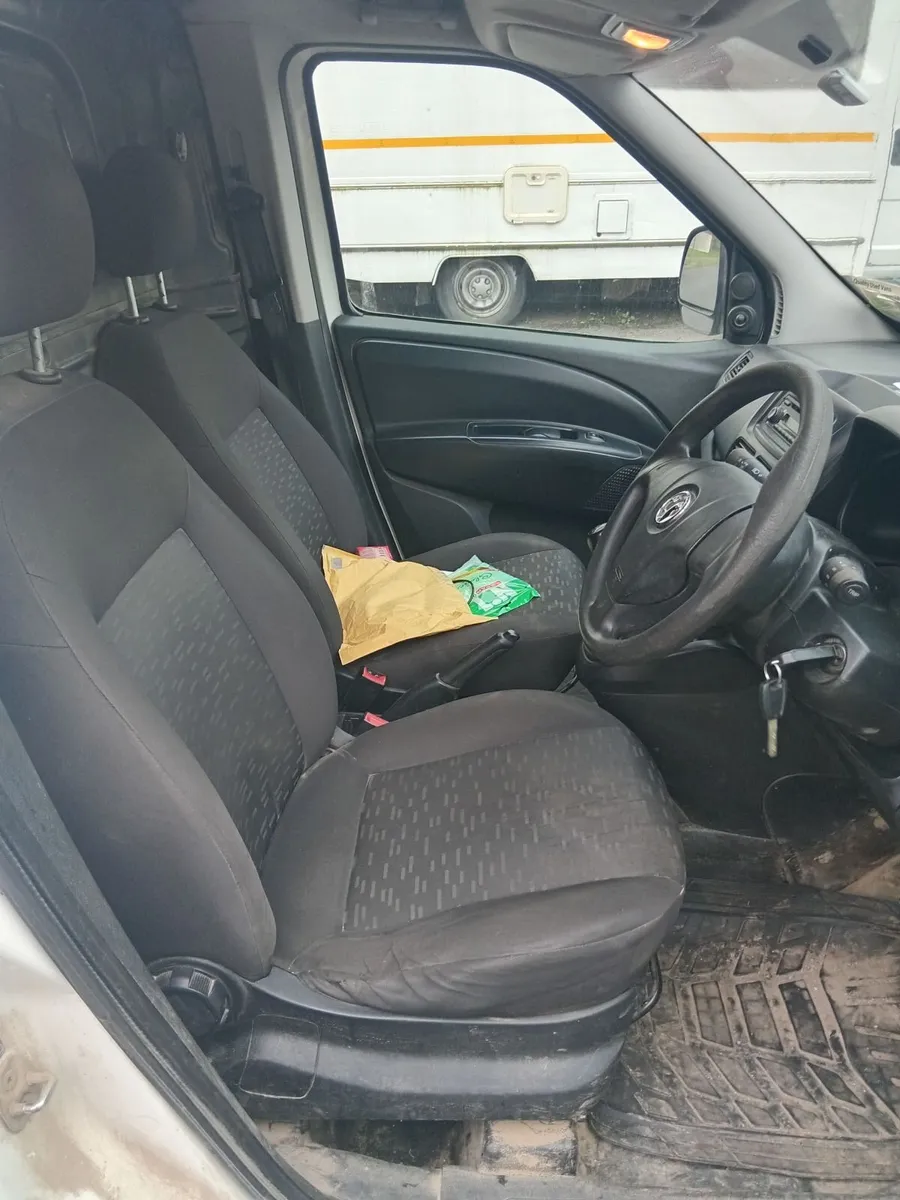 Vauxhall Combo 2012 - Image 3