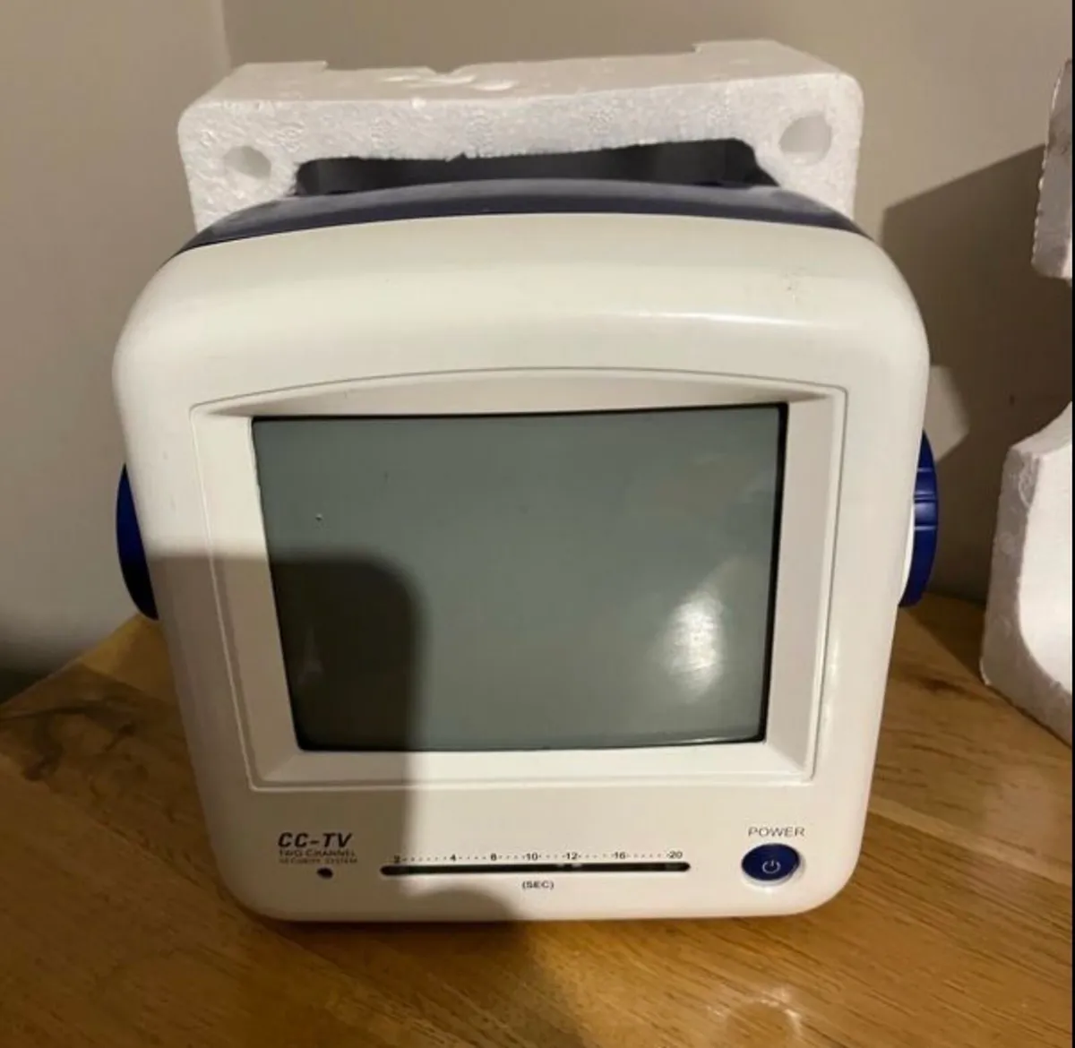 Retro CCTV system - Image 2