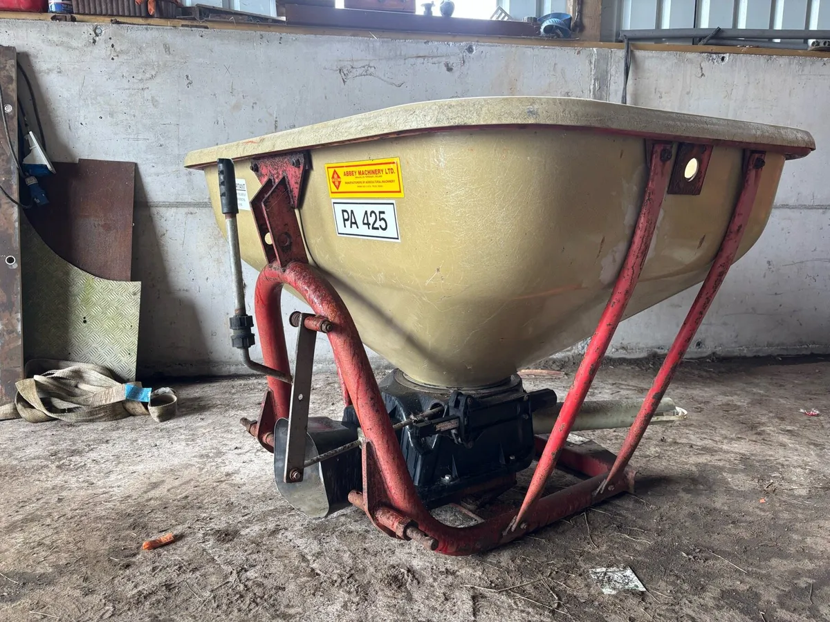 Abbey Fertiliser spreader - Image 2