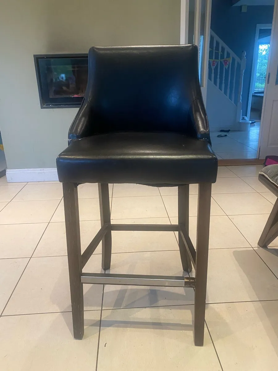 Kitchen stools - Image 1