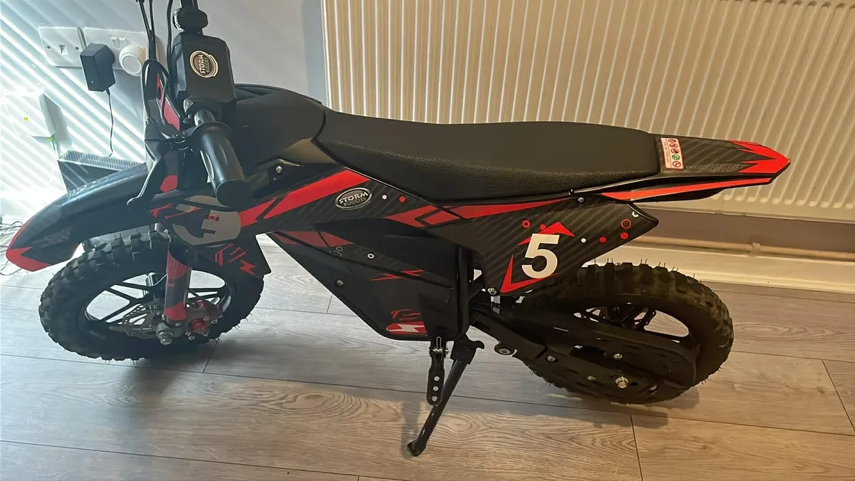 Stomp Wired Electric Bike - Image 1