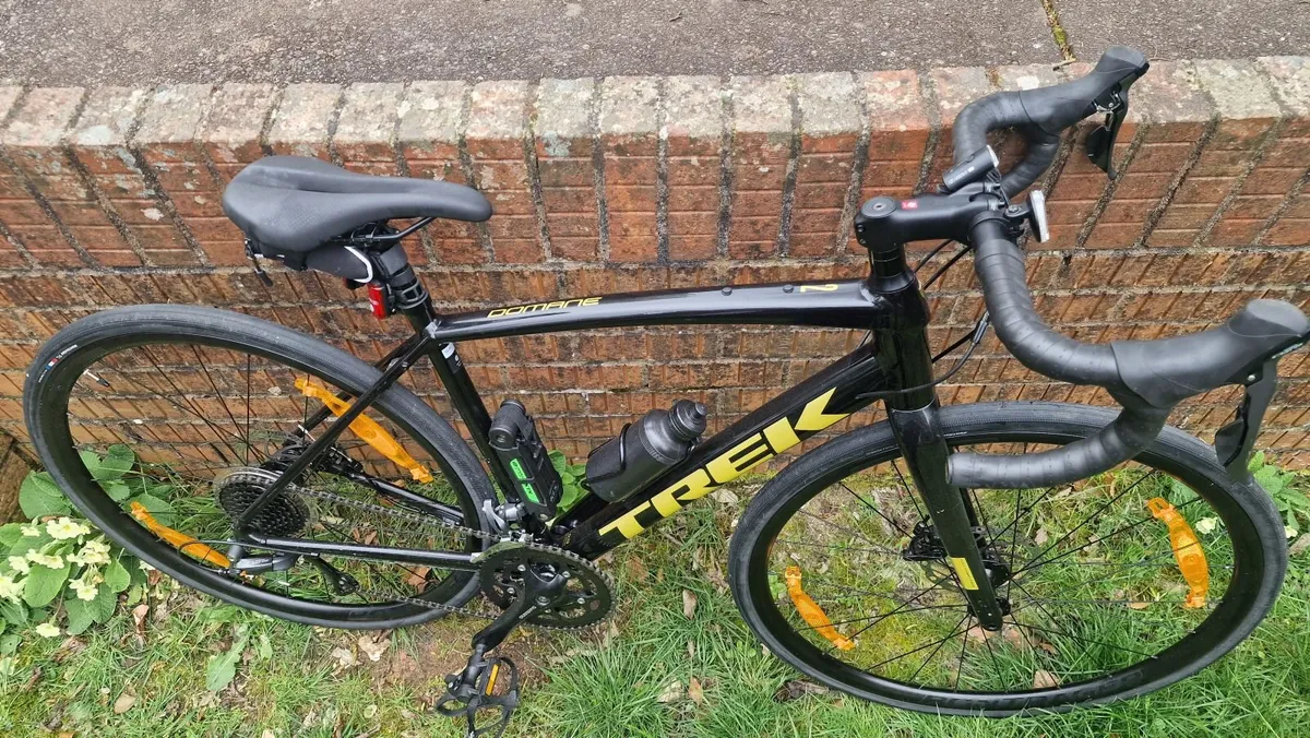 Road Bike - Trek Domane AL 3 Gen 3 - Image 3