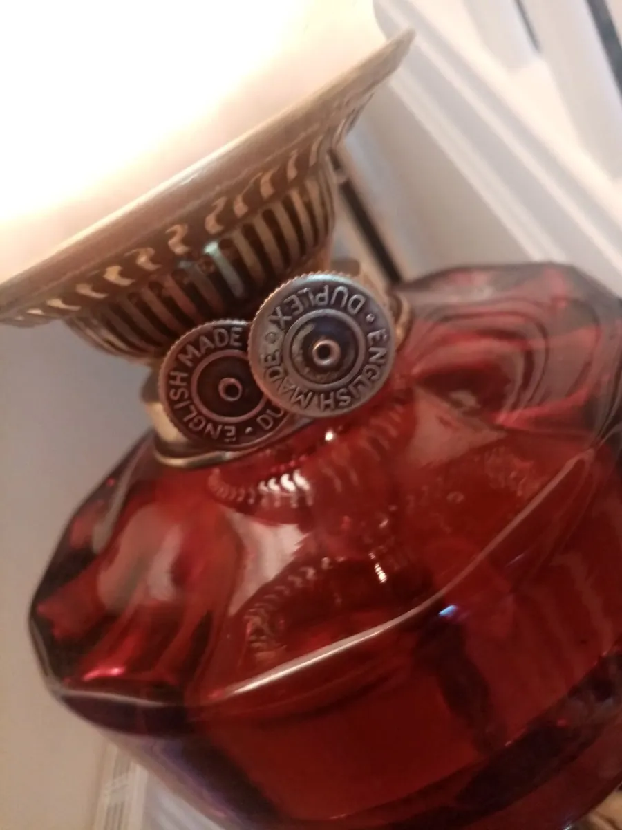 Victorian Oil Lamp - Image 3