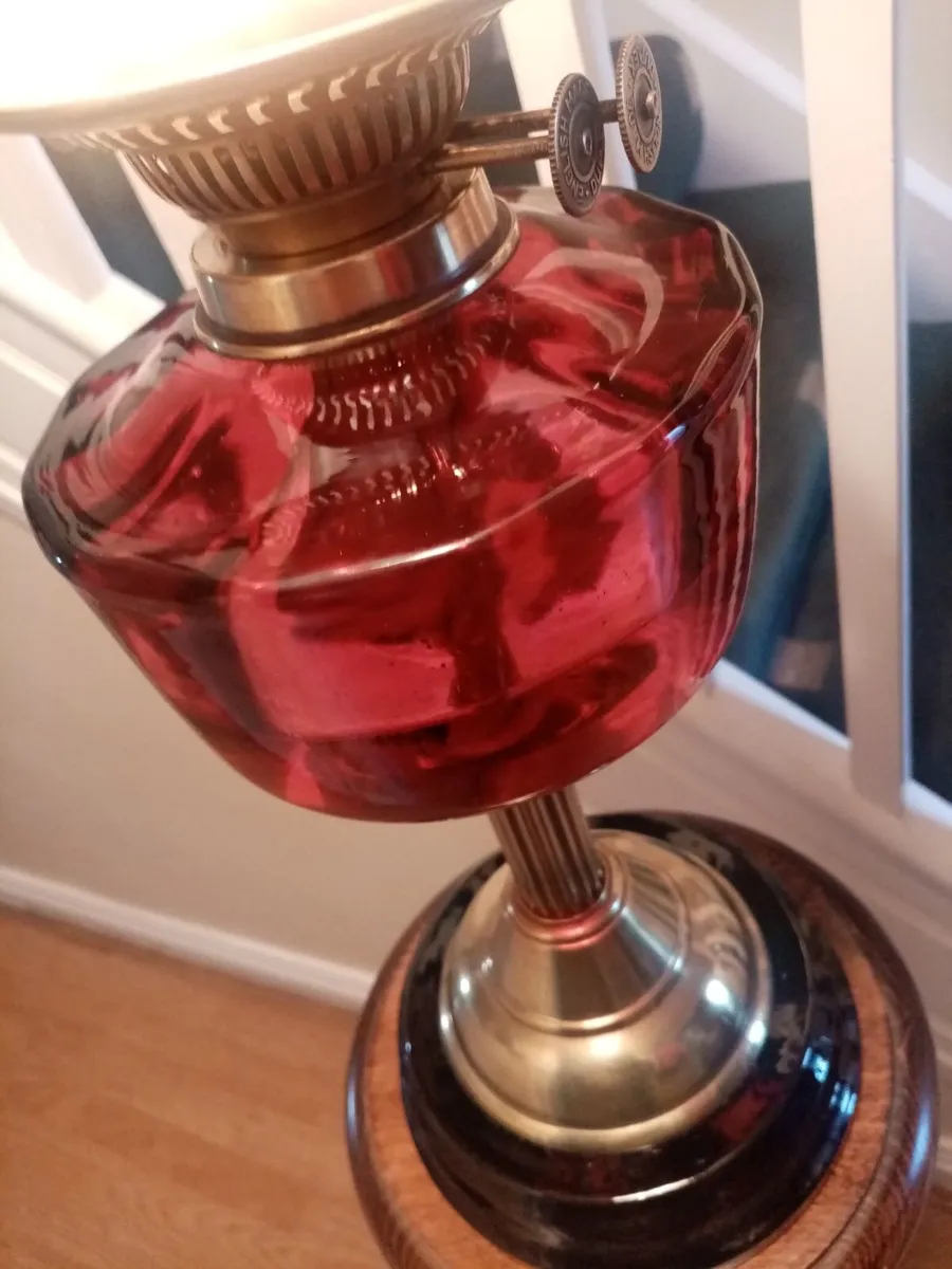 Victorian Oil Lamp - Image 4