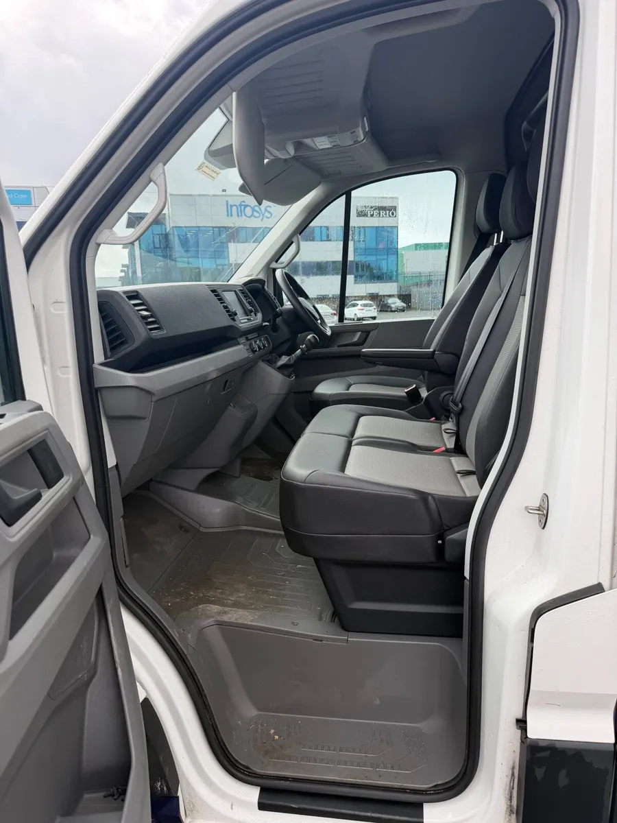 Volkswagen Crafter 2018 - Image 2
