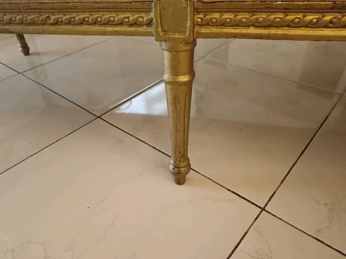 Antique sofa - Image 2