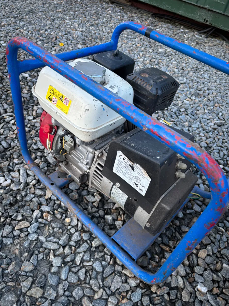 Used 2.2 kva  & 5 Kva Stephill Generators - Image 1