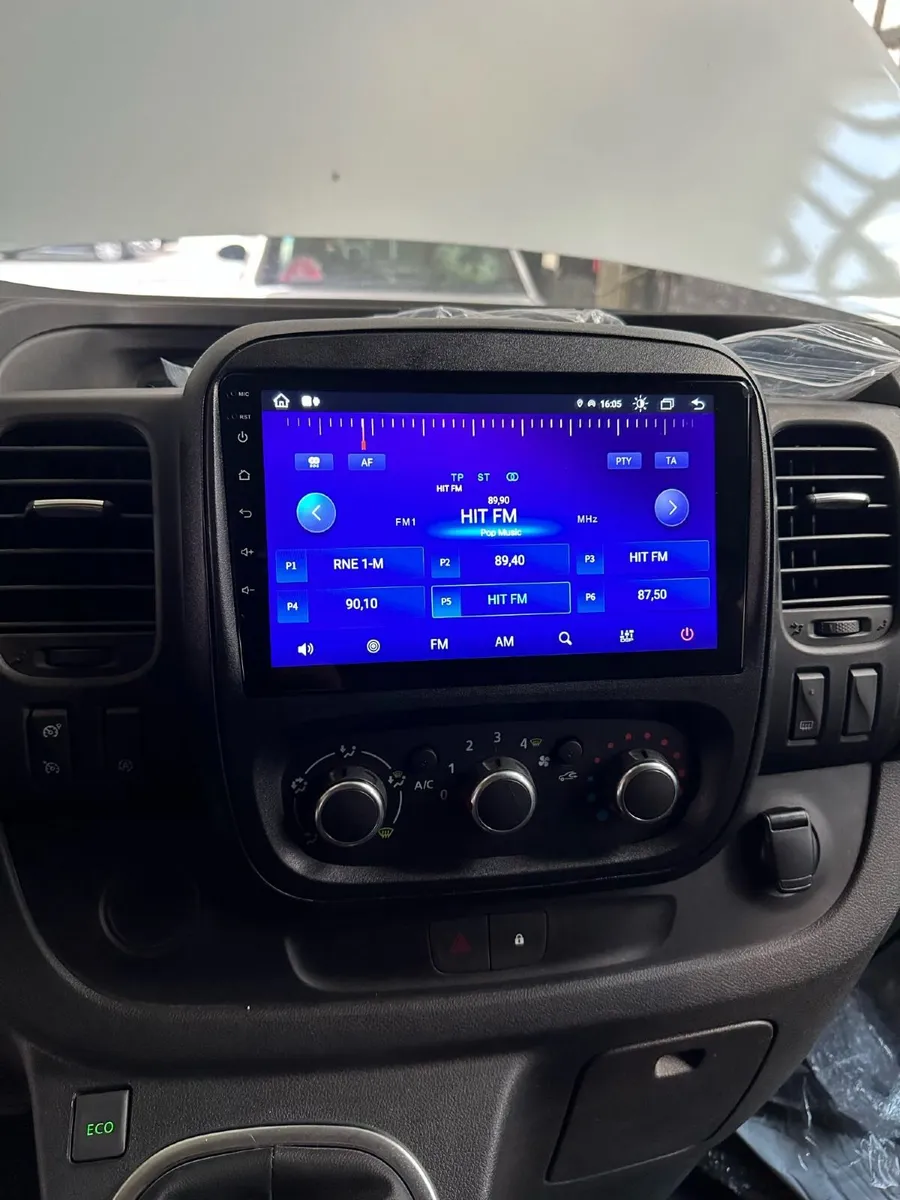 Android radio for Trafic Vivaro NV300 Camper - Image 2
