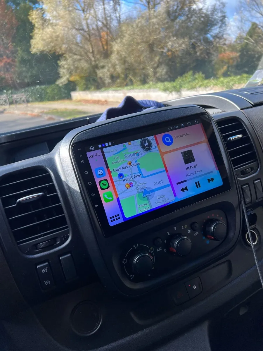 Android radio for Trafic Vivaro NV300 Camper - Image 1