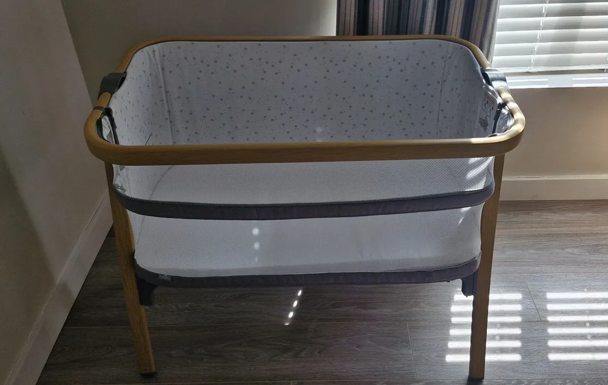 Baby nursery items - Image 3