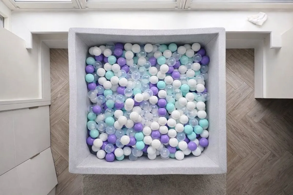 Children's Ball Pit with 500 balls - Image 2